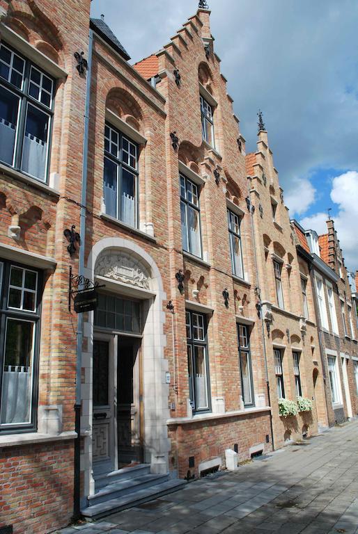 B&B Charming Brugge Bagian luar foto